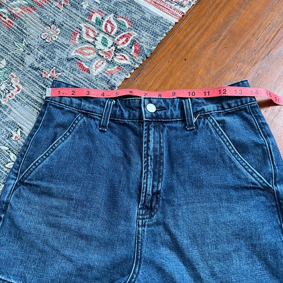 Gap Denim 3.5 short denim high rise shorts - Picture 6 of 8